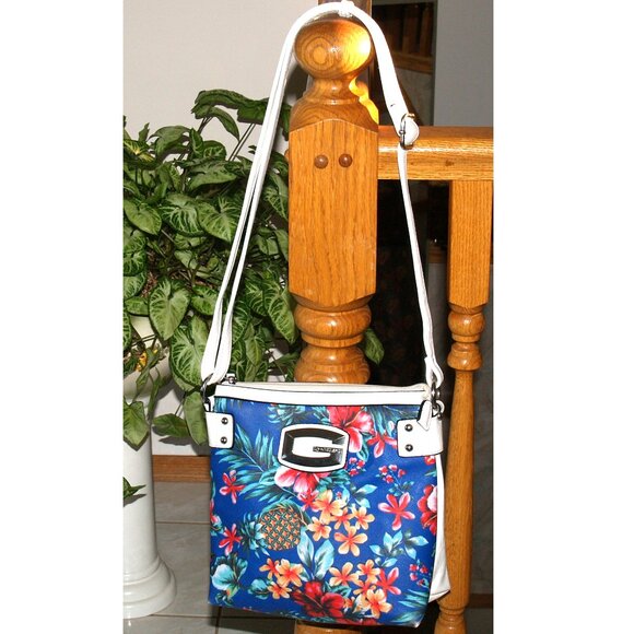 by GUSSACI - Vegan Leather Tropical Colors Shoulder Bag - Picture 1 of 9